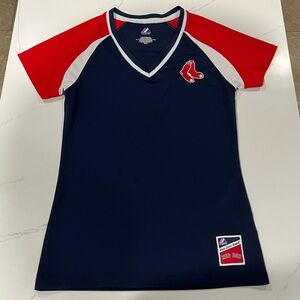 Women's Majestic Boston Red Sox Team Jersey
Pullover Shirt Size Medium